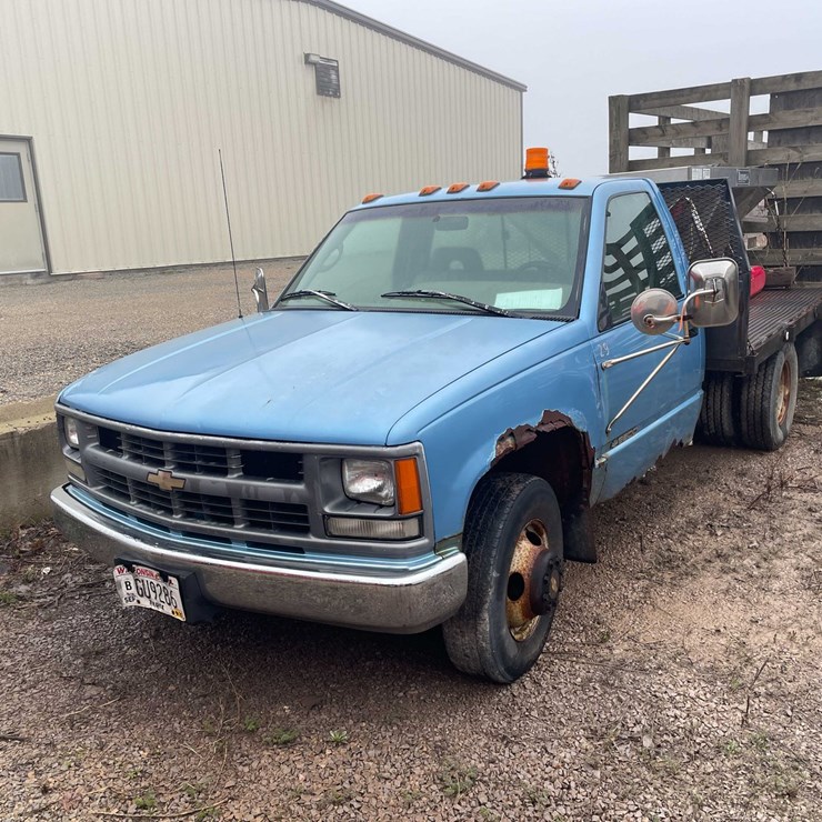 #4059 • 1996 Chevy Truck