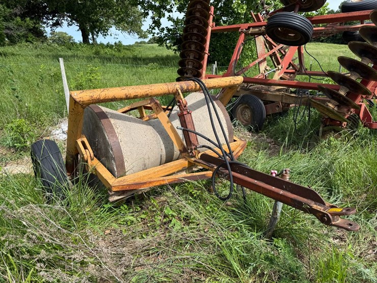 #45623-•-levee-packer-image-2