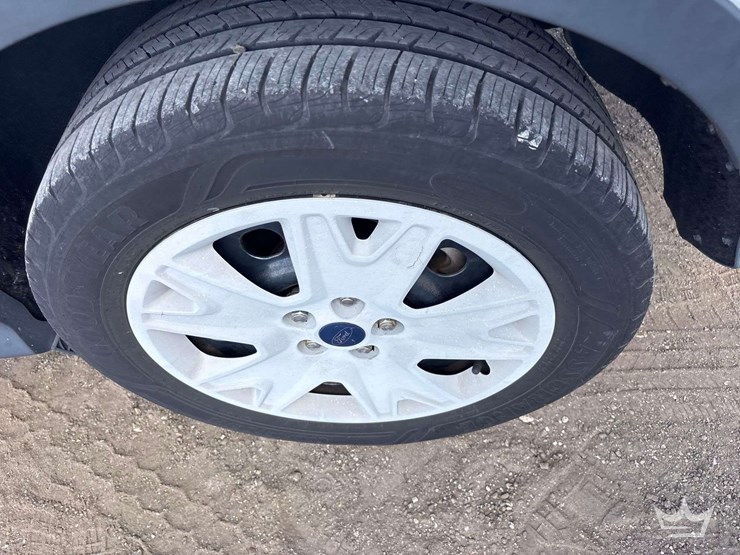 2016-ford-escape-image-23