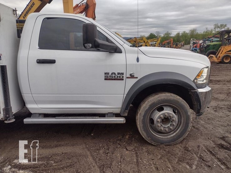 2013-ram-5500-hd-image-23