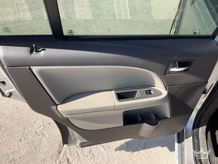 2008-ford-taurus-x-image-19