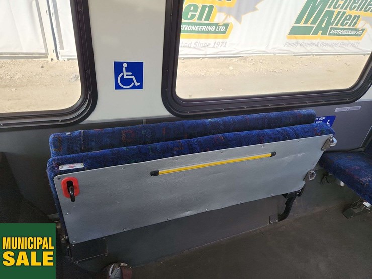 2006-new-flyer-d40lf-image-20