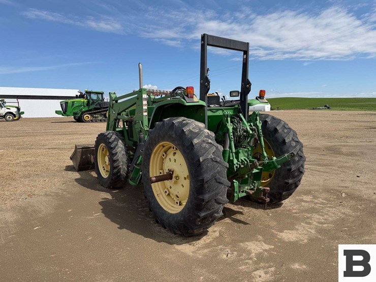 john-deere-7405-image-3