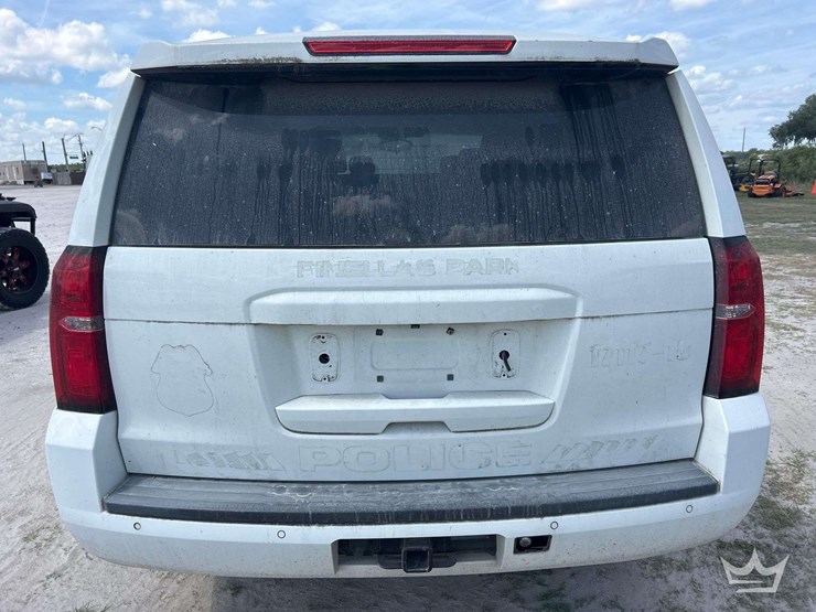 2017-chevrolet-tahoe-image-17