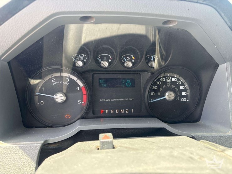 2016-ford-f550-image-28