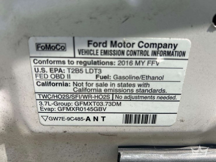 2016-ford-explorer-image-10