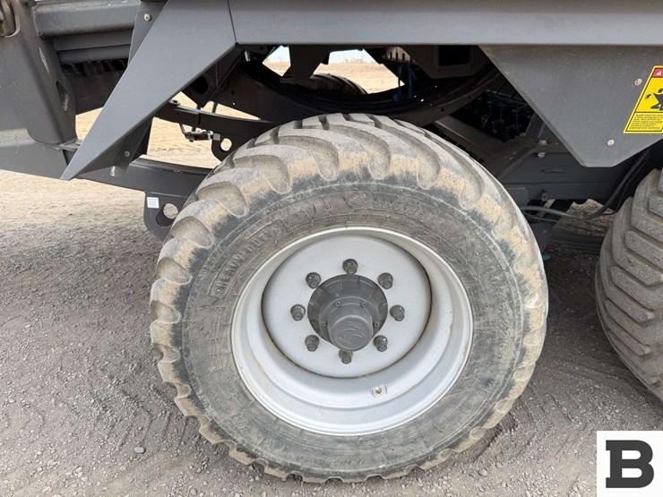 2022-massey-ferguson-2270-image-48