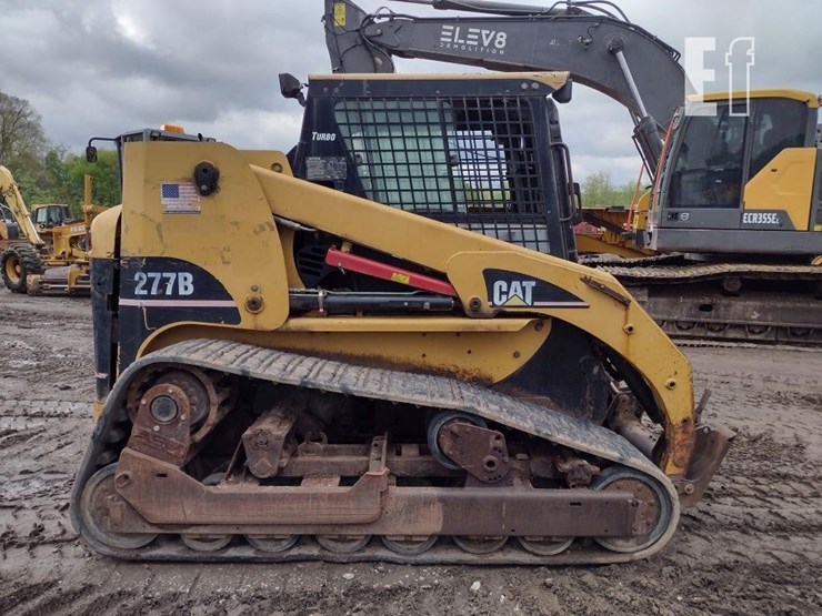2005-caterpillar-277b-image-3