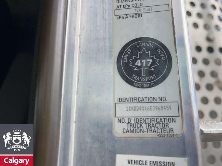 2014-kenworth-t800-image-25