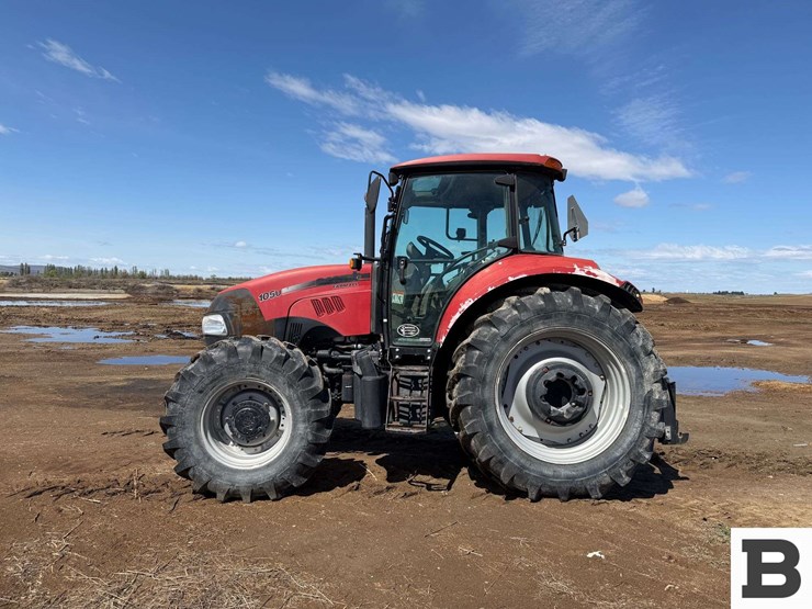 case-ih-farmall-105u-image-3