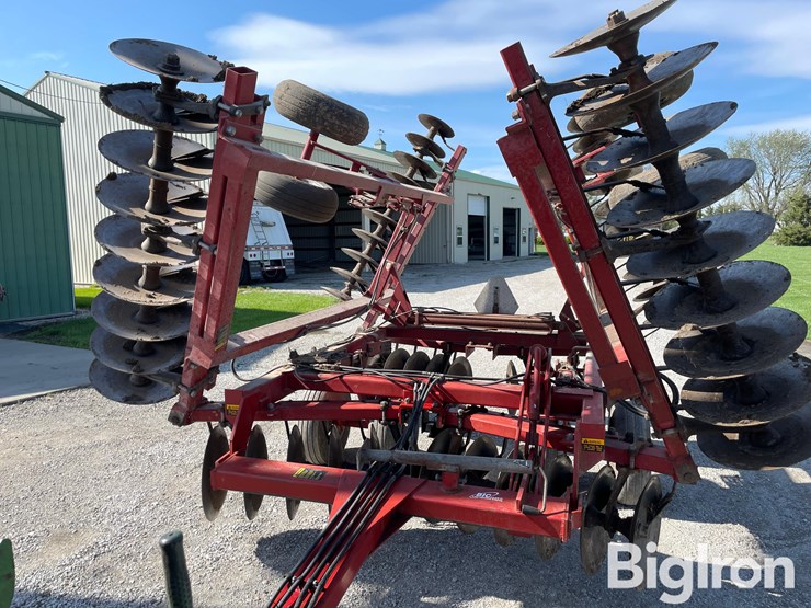 case-ih-3900-image-2