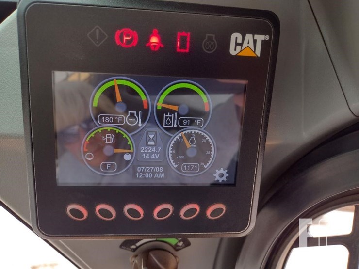2018-caterpillar-262d-image-6