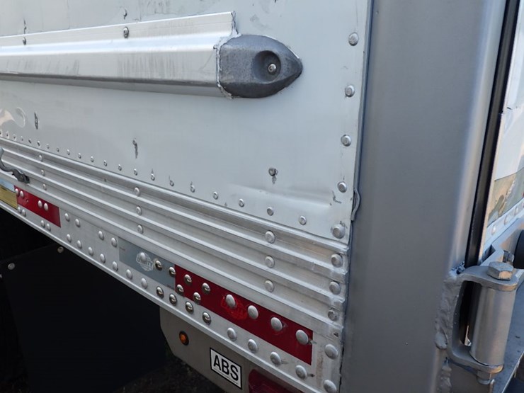 2019-utility-3000r-image-15