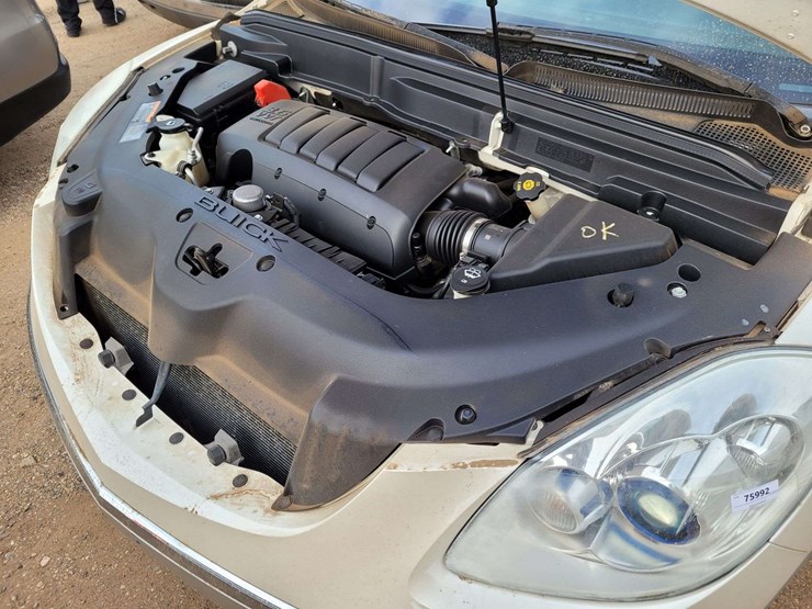 2011-buick-enclave-cxl-image-18