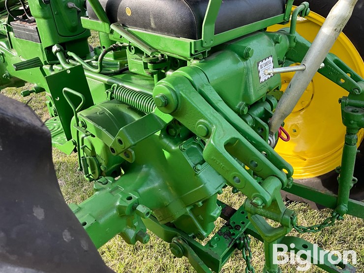 1957-john-deere-420-image-13