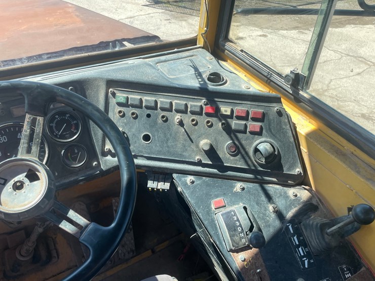1993-volvo-a25c-image-88