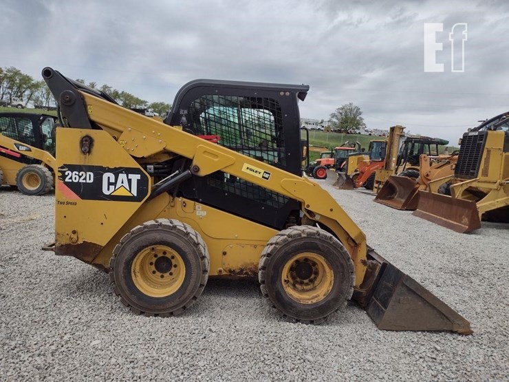 2018-caterpillar-262d-image-3