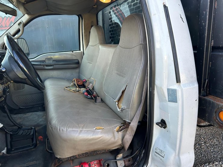 ford-f450-image-19