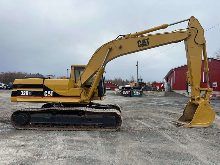 caterpillar-320l-image-4