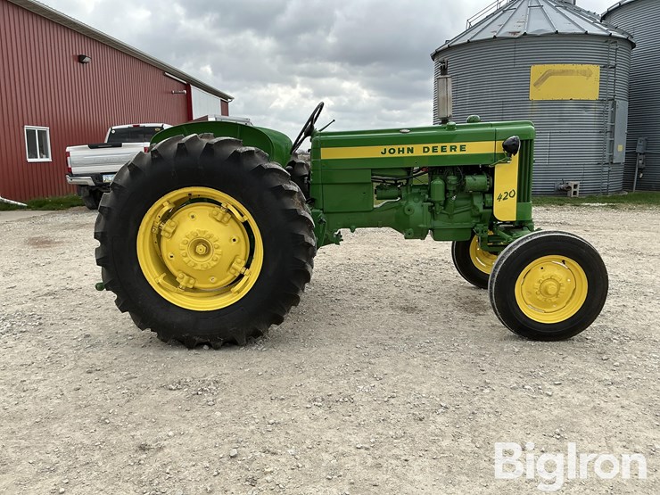 1958-john-deere-420-image-4
