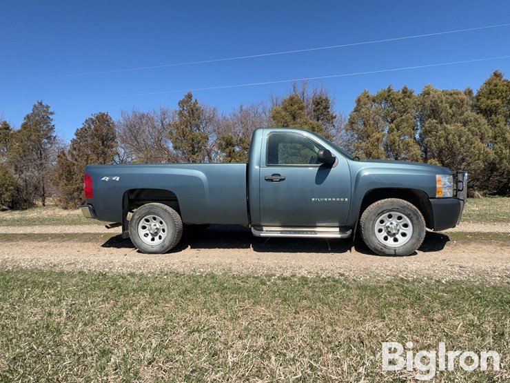 2009-chevrolet-silverado-1500-image-4
