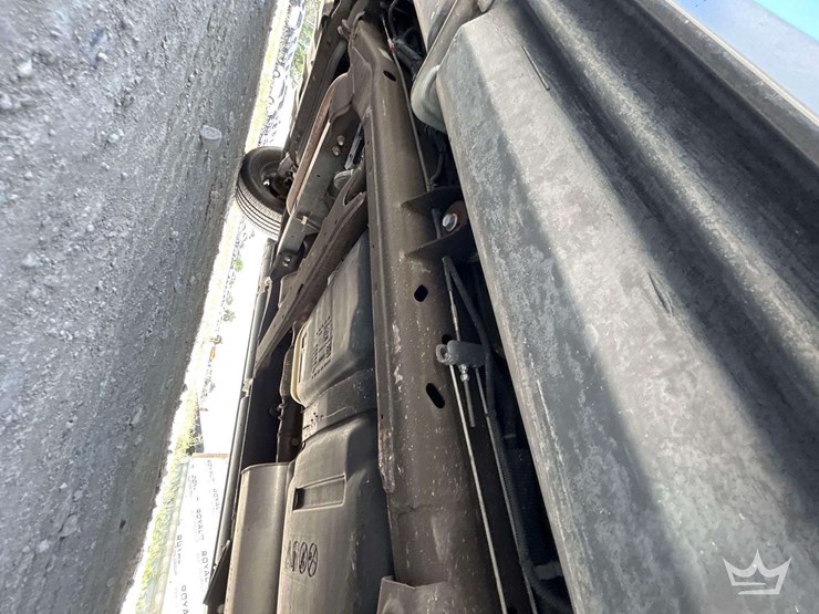 2018-chevrolet-tahoe-image-26