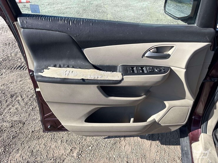 2013-honda-odyssey-image-6