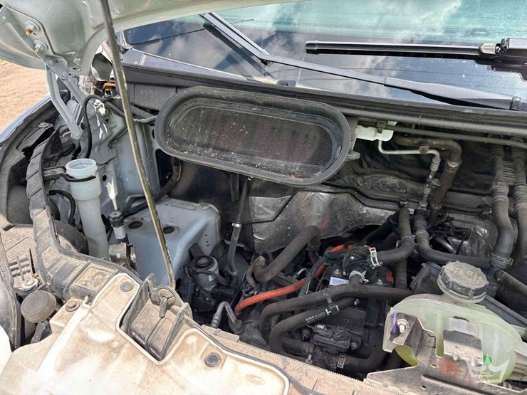 2023-ford-cargo-image-8
