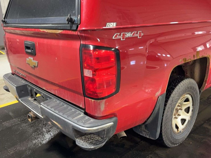 2015-chevrolet-silverado-1500-image-28