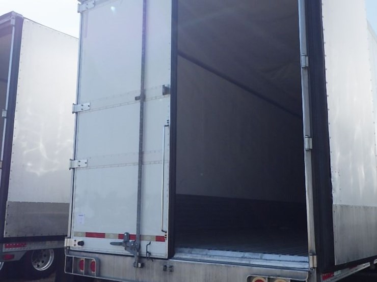 2019-utility-3000r-image-11