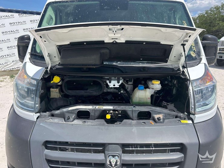 2022-ram-promaster-2500-image-7