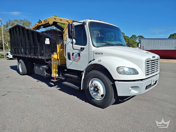 2016-freightliner-m2-106-image-2