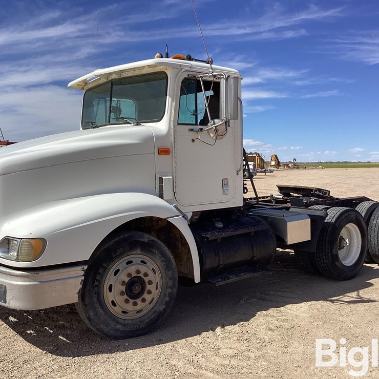 1998 INTERNATIONAL 8100