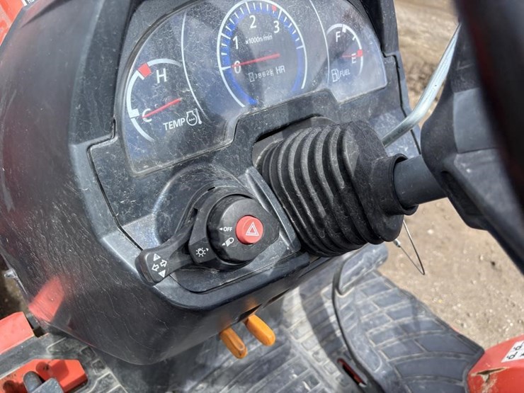2018-kubota-b26-image-33