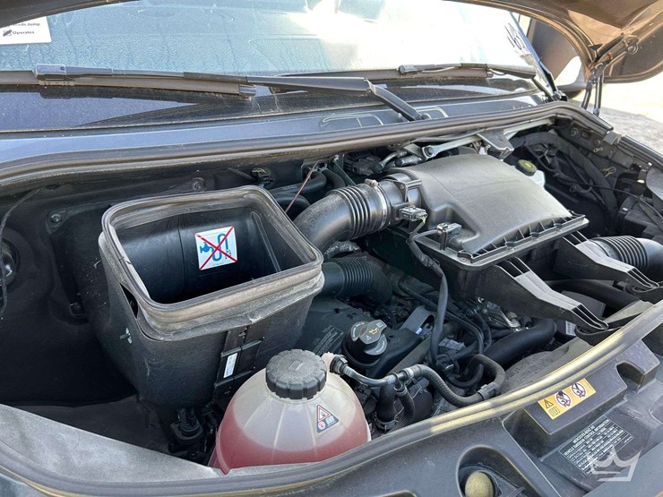 2021-mercedes-benz-sprinter-4500-image-9
