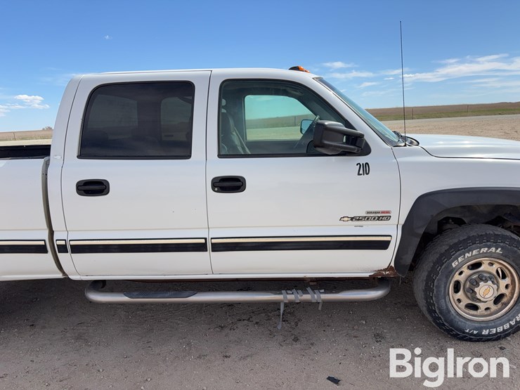 2002-chevrolet-silverado-2500-image-14
