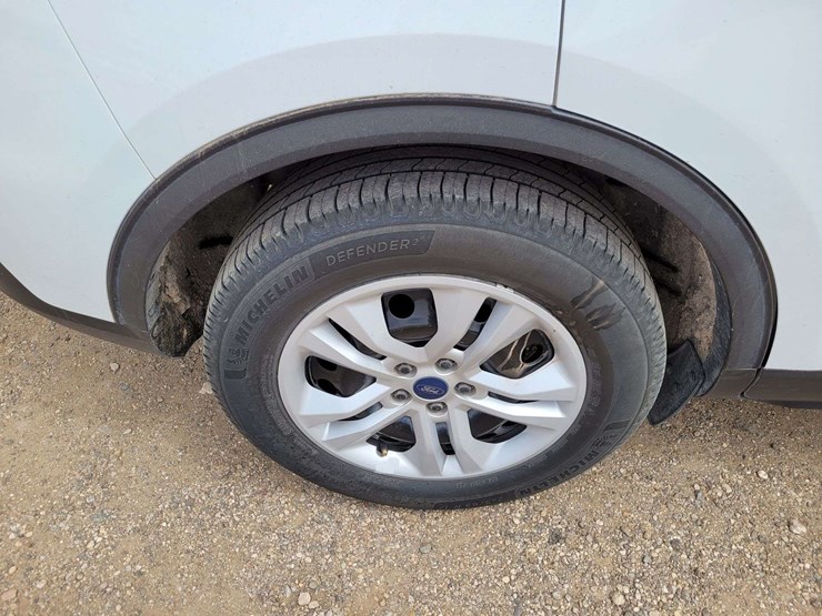 2021-ford-escape-image-4