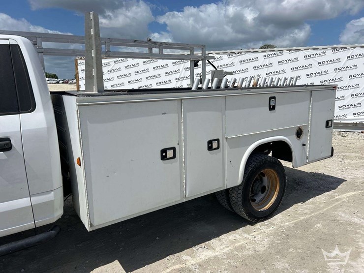 2019-ford-f450-image-8