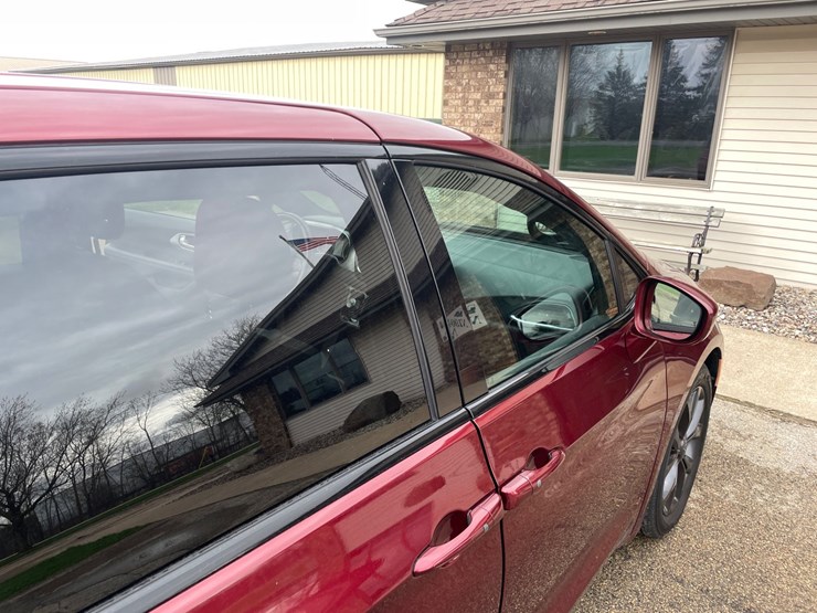 2018-chrysler-pacifica-image-31