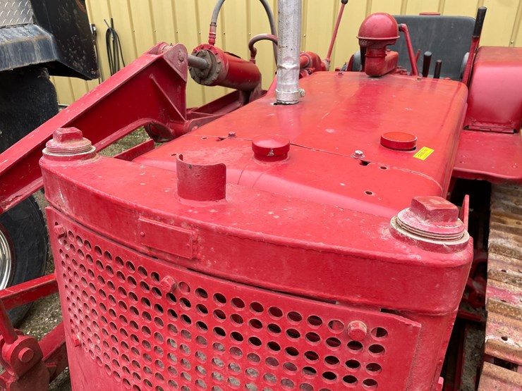 #4087-•-international-antique-dozer-image-10