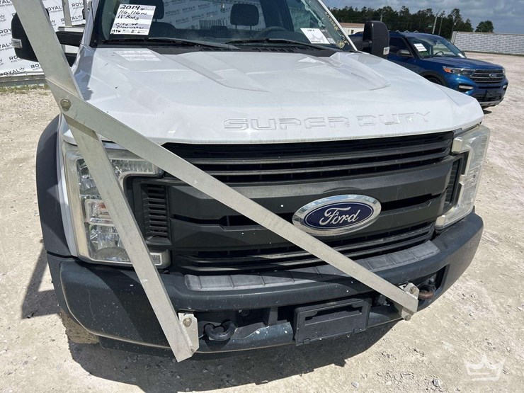 2019-ford-f450-image-13
