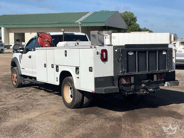 2019-ford-f450-image-4