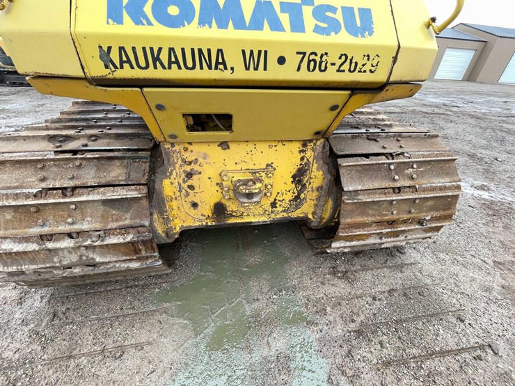komatsu-d65px-12-image-25