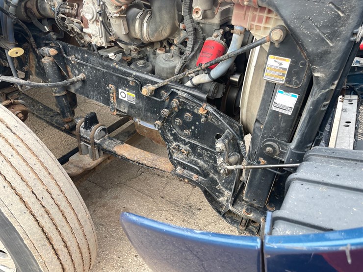 2015-kenworth-t880-image-61