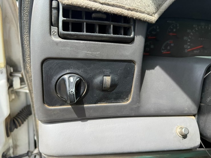 1999-ford-f350-image-40