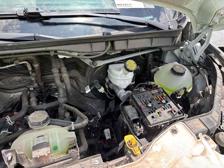2023-ford-cargo-image-7