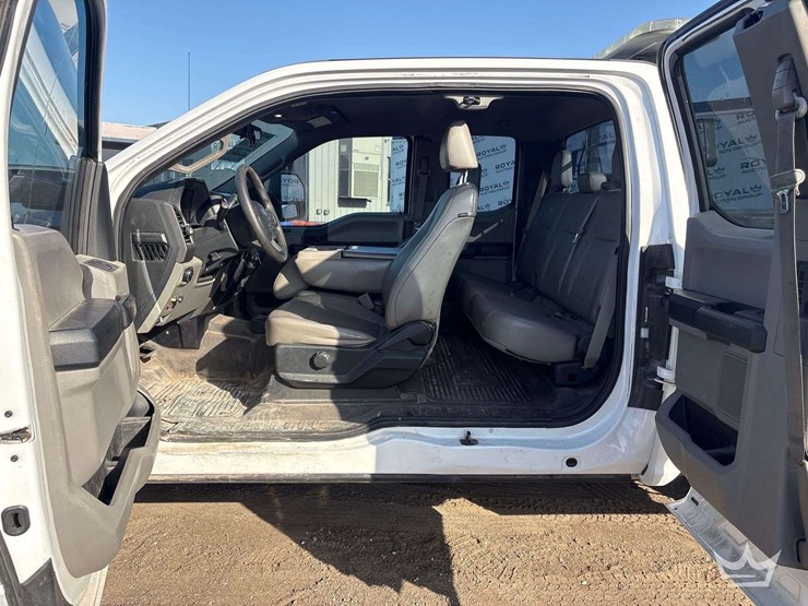 2017-ford-f250-image-33