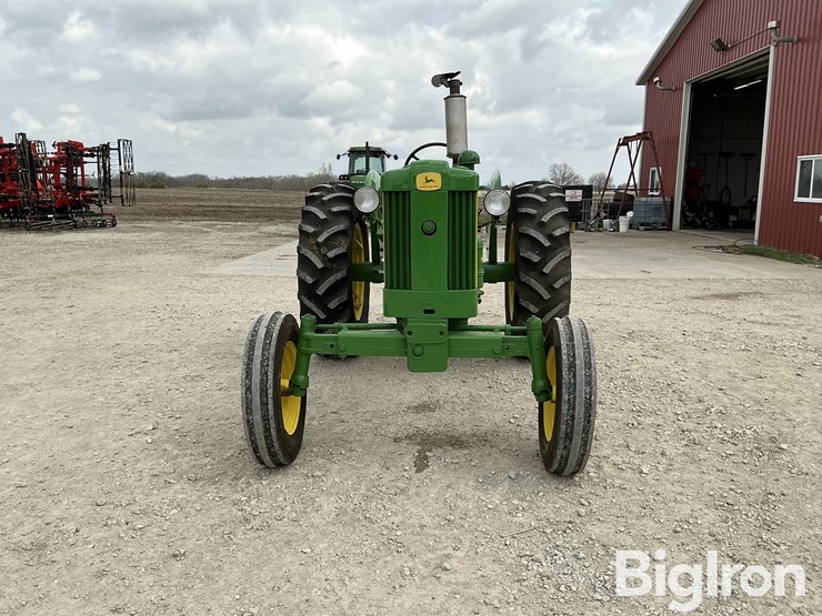 1958-john-deere-420-image-2