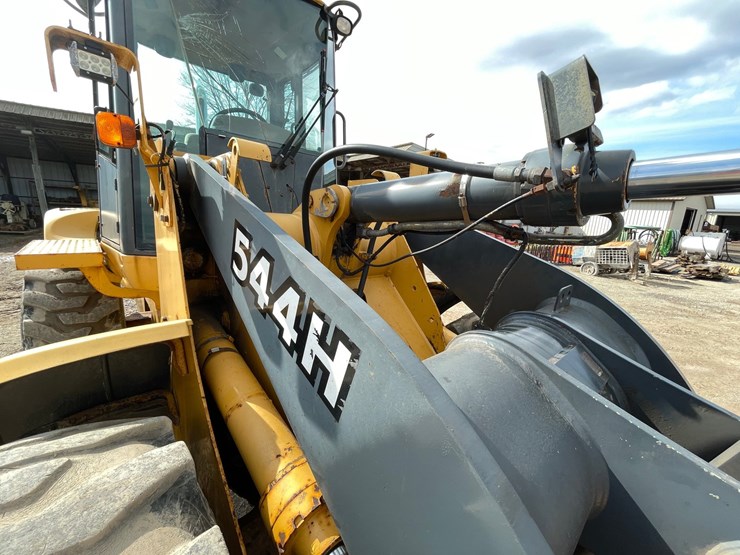 2000-deere-544h-image-28