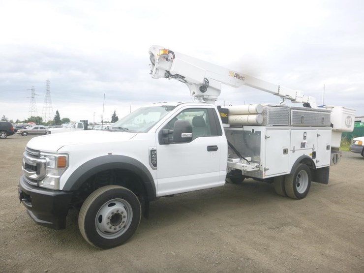 2022-ford-f450-image-1